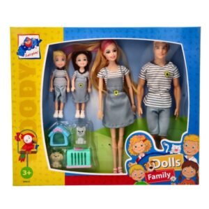 Paketimi origjinal i Setit Kukullash Familja Woodyland me 4 kukulla, 2 qenushë dhe aksesorë.
