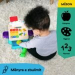 Fëmijë duke mësuar me kasën e marketit interaktive Hape